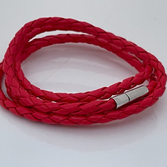 Bracelet Vegan Red Faux Leather Wristband Wrap Ban - Picture 4 of 9